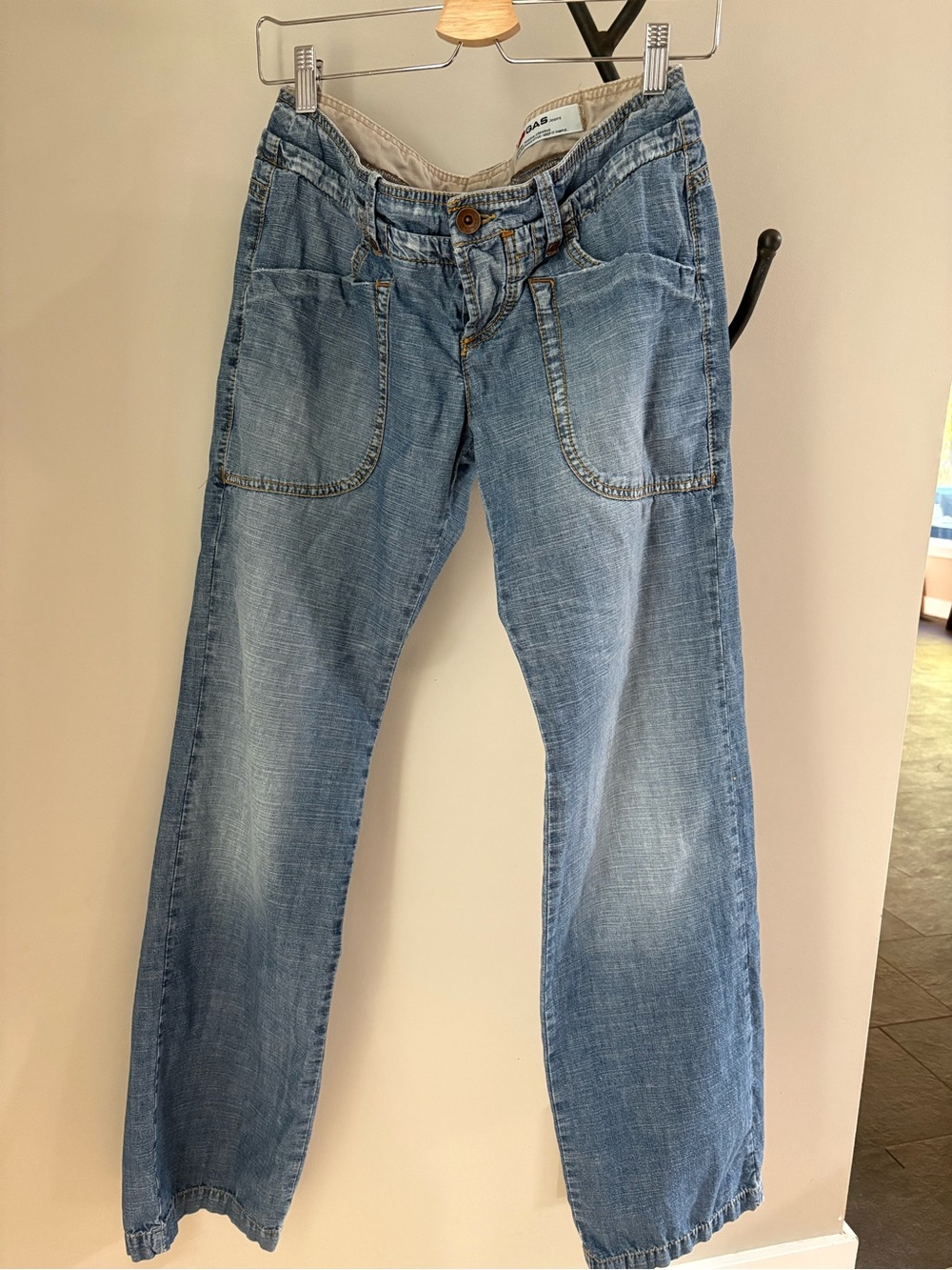 GAS - Women’s Straight Leg Jeans in Light Blue